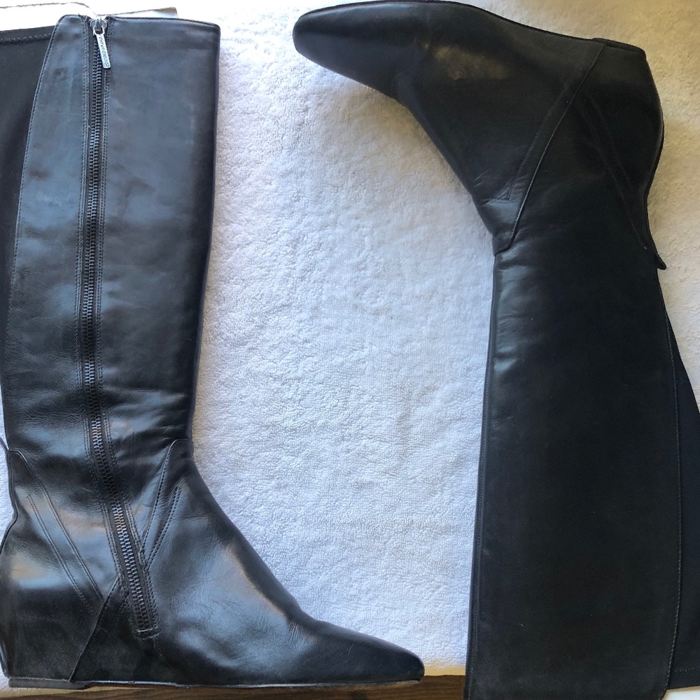 DONALD PLINER BOOTS